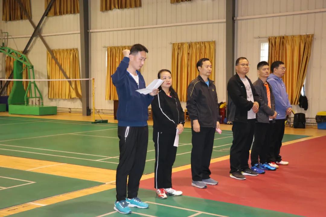 以,球,會(huì)友,全民健身,共建,和諧,—,市,國資, . 以球會(huì)友 全民健身 共建和諧 ——市國資國企系統(tǒng)羽毛球比賽在集團(tuán)舉行